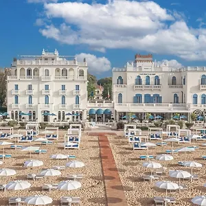 Casa Bianca Al Mare Hotel